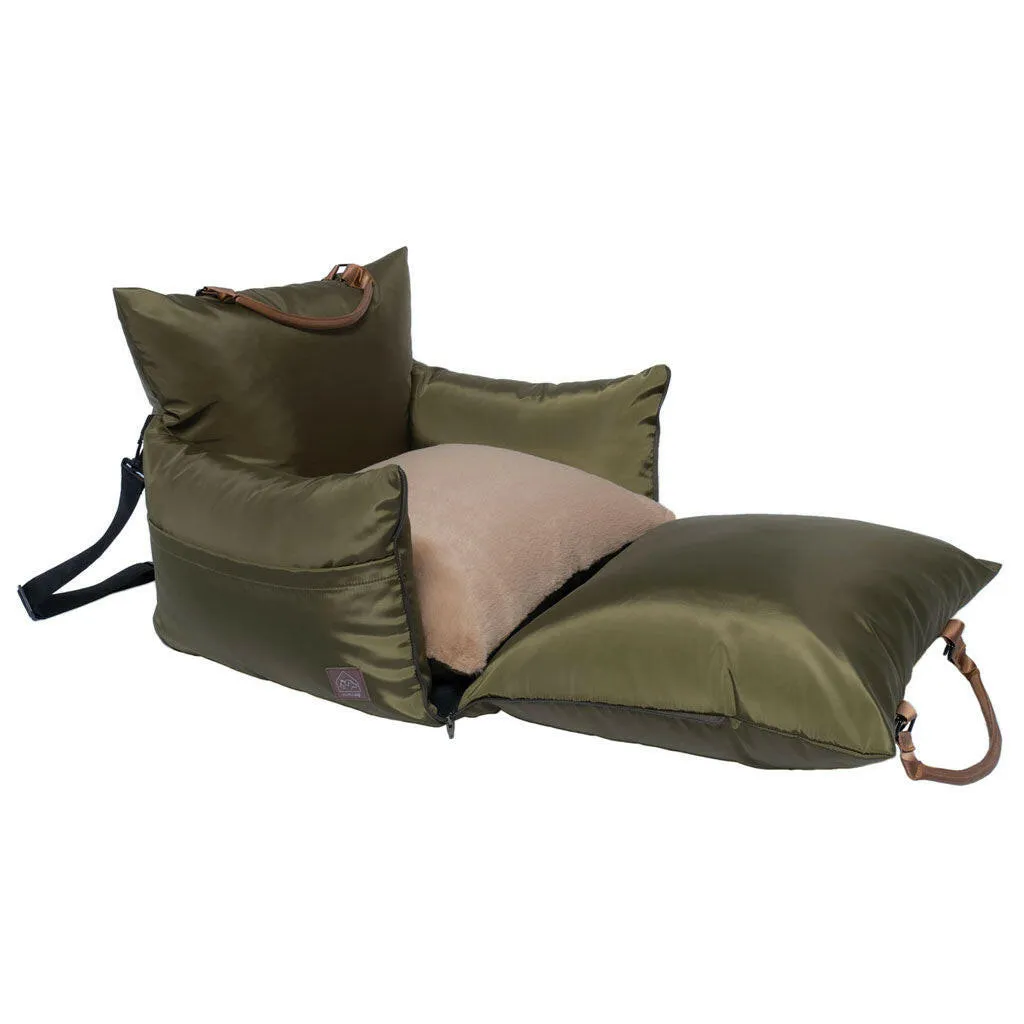 4 Cats & Dogs Marco Car & Travel Bed, 18.5x21"