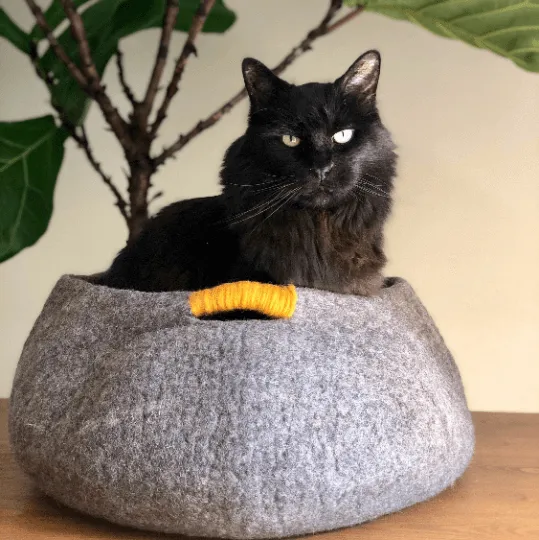 Large Wool Cat Basket | Cat Bed- Brown