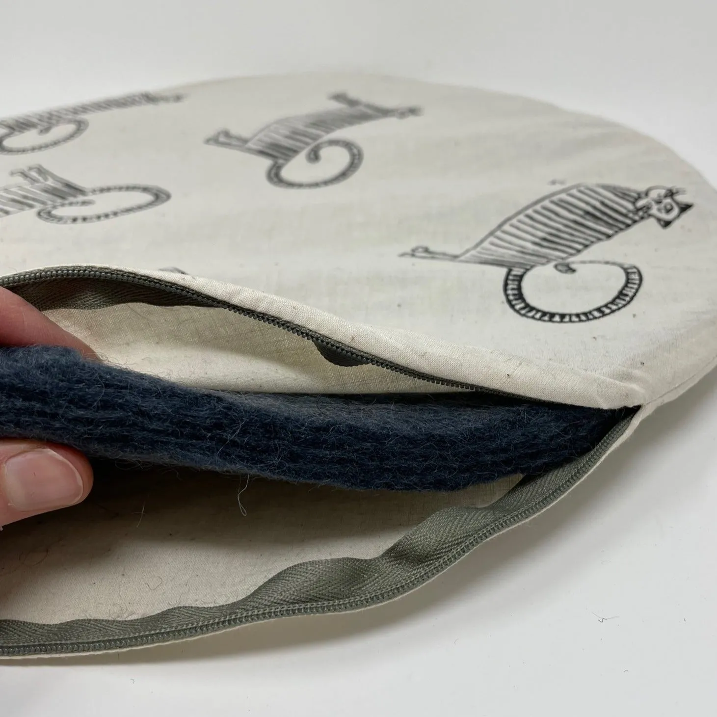 Large Wool Cat Basket | Cat Bed- Brown