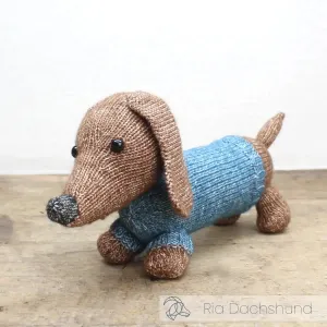 Ria the Dachshund Knitting Kit